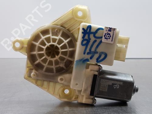 Used Right rear window motor SEAT TOLEDO IV (KG3) [2012-2019]  30879841