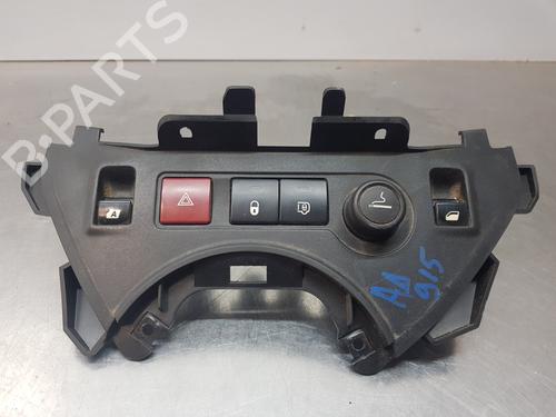 Used Left front window switch PEUGEOT PARTNER Box Body/MPV [2008-2025]  30880848
