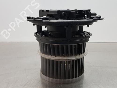 Used Heater blower motor TOYOTA COROLLA Estate (_E21_) 2.0 Hybrid (MZEH12) (180 hp) 30879912