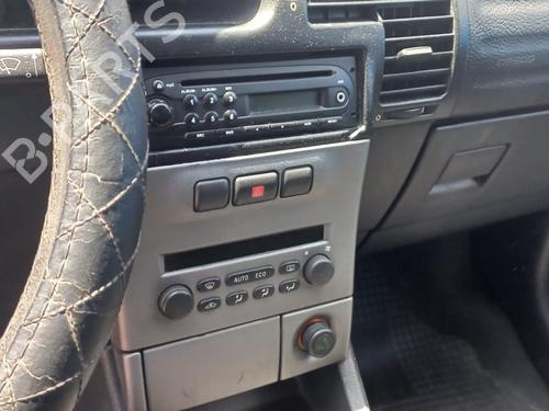 Left taillight OPEL ZAFIRA A MPV (T98)  | BP30879678C34 