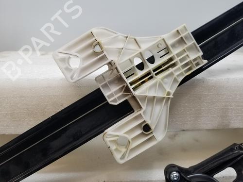 Vindusheismekanisme venstre bak AUDI A4 B9 (8W2, 8WC) | BP30880392C24