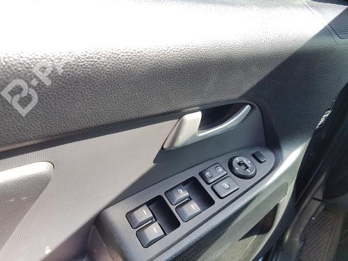 Engine control unit (ECU) KIA SPORTAGE III (SL)  | BP7656056M57 