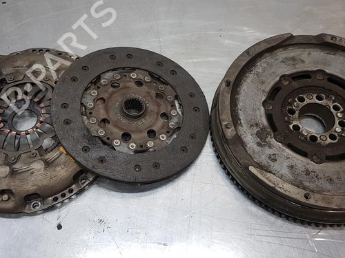 Used Flywheel TOYOTA COROLLA Verso (ZER_, ZZE12_, R1_) [2004-2009]  14256745