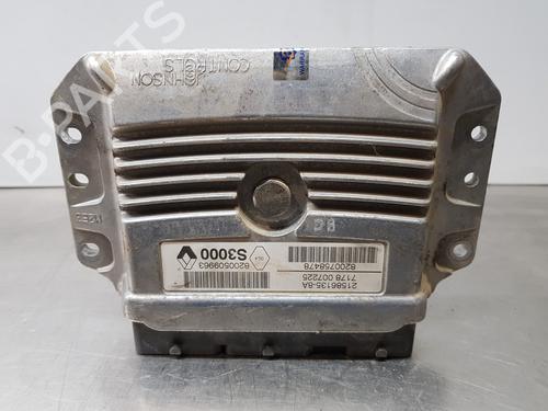 Used Engine control unit (ECU) RENAULT MEGANE II (BM0/1_, CM0/1_) [2001-2012]  29451883