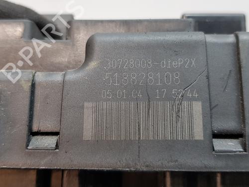 Fuse box VOLVO V70 III (135)  | BP12529460E1 