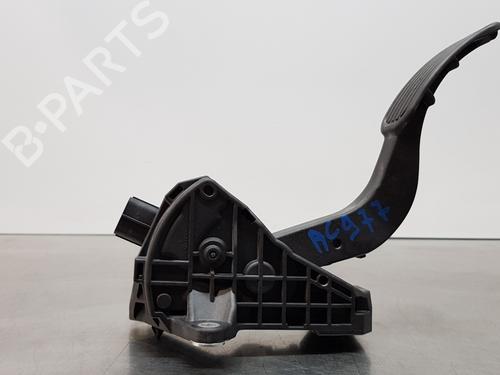 Pédale TOYOTA COROLLA Hatchback (_E21_, _EA1_, _EH1_) 1.8 Hybrid (ZWE211) | BP30879401I4