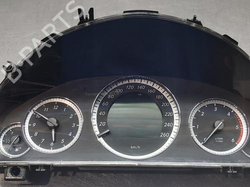 Instrument cluster MERCEDES-BENZ E-CLASS (W212) E 220 CDI / BlueTEC (212.001, 212.002) (170 hp) 17053029