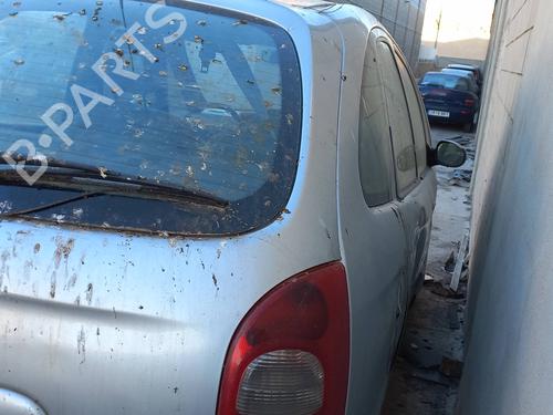 Right headlight CITROËN XSARA PICASSO (N68) 2.0 HDi | BP30879100C29 