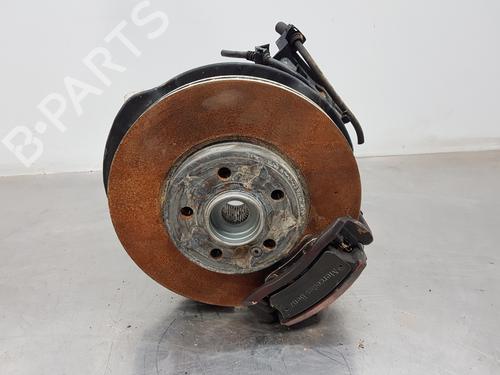 Used Right front steering knuckle MERCEDES-BENZ A-CLASS (W177) A 200 d (177.012) (150 hp) 29909947