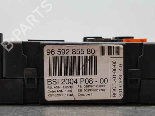 Fuse box CITROËN C4 I (LC_) | BP30879551E1