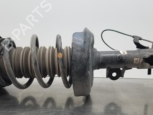 Used Left front shock absorber TOYOTA COROLLA Hatchback (_E21_, _EA1_, _EH1_) 1.8 Hybrid (ZWE211) (98 hp) 19704076