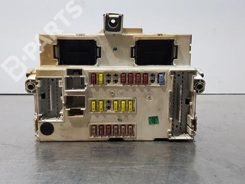 Used Fuse box FIAT 500L (351_, 352_) 1.4 (199LYB1B) (95 hp) 9216139