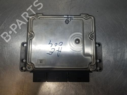 Engine control unit (ECU) NISSAN QASHQAI II (J11, J11_)  | BP28022537M57 