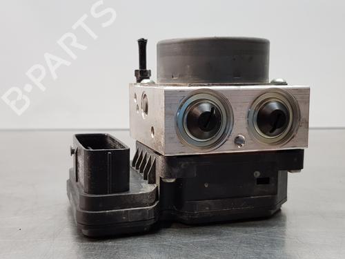 Used ABS pump TOYOTA COROLLA Hatchback (_E21_, _EA1_, _EH1_) 1.8 Hybrid (ZWE211) (98 hp) 19710894