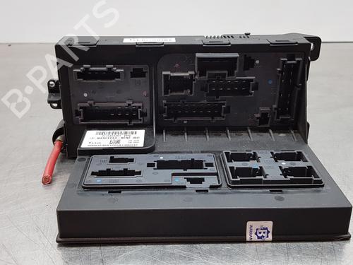 Used Fuse box MERCEDES-BENZ CLS (C219) CLS 350 (219.356) (272 hp) 17973387