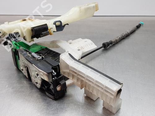 Høyre foran lås HYUNDAI i30 FASTBACK (PDE, PDEN) | BP30879936C97