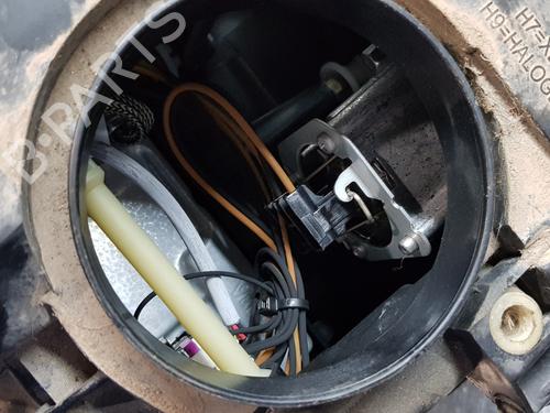 Left headlight VW TOUAREG (7LA, 7L6, 7L7) 2.5 R5 TDI | BP18720224C28 