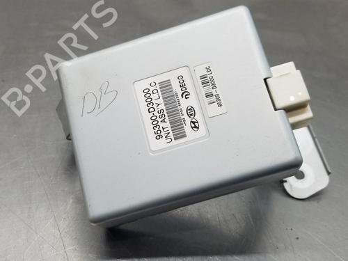 Used Electronic module HYUNDAI TUCSON (TL, TLE) 1.7 CRDi (116 hp) 30880114