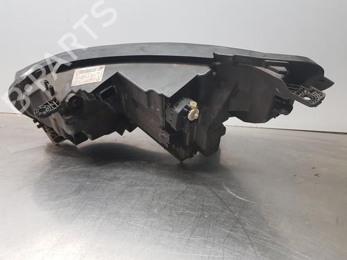 Lampa przednia prawa RENAULT SCÉNIC IV (J9_) | BP30273157C29