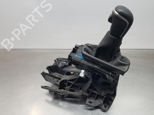 Gear lever TOYOTA COROLLA Estate (_E21_) 1.8 Hybrid (ZWE211) | BP22778929M90 