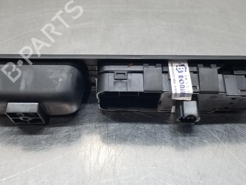 Left front window switch PEUGEOT 307 SW (3H) | BP19699040I27