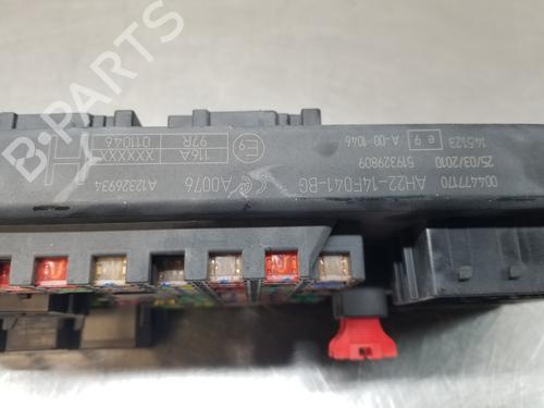 Fuse box LAND ROVER RANGE ROVER SPORT I (L320)  | BP26558032E1 