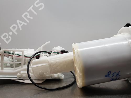 Used Fuel pump TOYOTA COROLLA Estate (_E21_) [2019-2025]  18834967