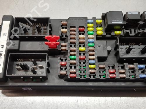 Fuse box LAND ROVER DISCOVERY SPORT (L550)  | BP17650661E1 