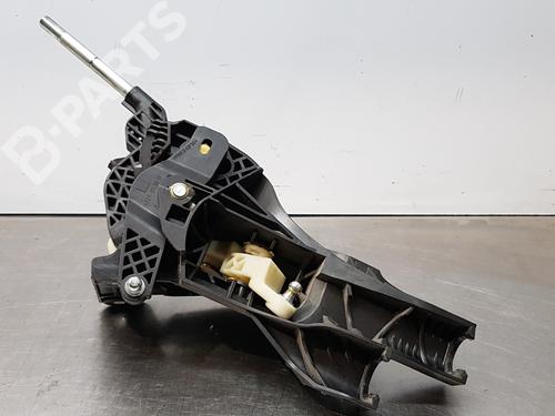 Used Gear lever FORD TRANSIT V363 Van (FCD, FDD) 2.2 TDCi (100 hp) 11350672