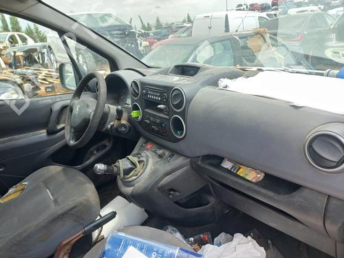 Fuse box PEUGEOT PARTNER Box Body/MPV  | BP28126519E1 