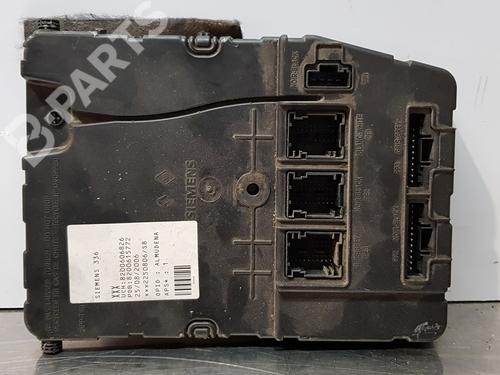 Used Electronic module RENAULT MEGANE II (BM0/1_, CM0/1_) [2001-2012]  9048760