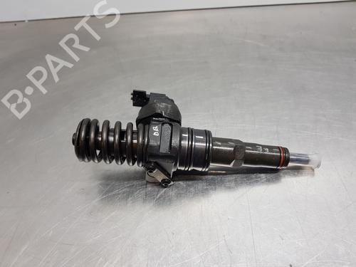 Used Injector VW GOLF V (1K1) [2003-2010]  30881205