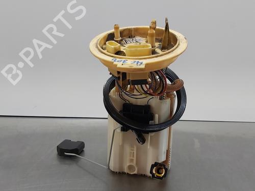 Used Fuel pump SKODA SUPERB III (3V3) 2.0 TDI (150 hp) 15287297