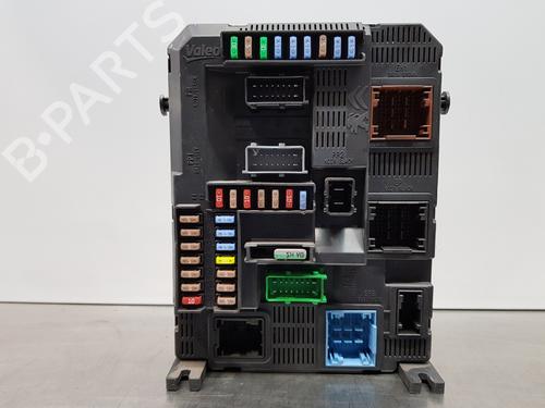Used Fuse box PEUGEOT 308 II (LB_, LP_, LW_, LH_, L3_) [2013-2021]  22624071
