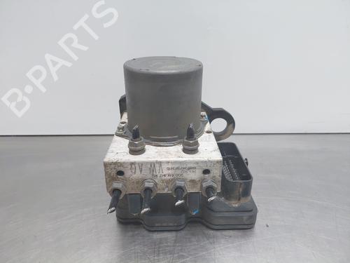 Used ABS pump SEAT IBIZA V (KJ1, KJG) [2017-2026]  31026078