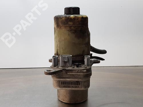 Used Steering pump FORD FOCUS II (DA_, HCP, DP) [2004-2013]  9115635