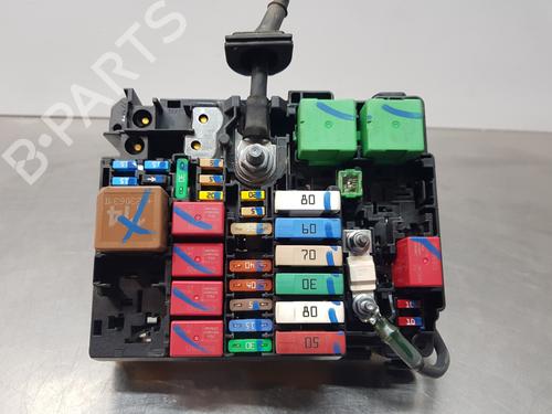 Used Fuse box OPEL MOKKA [2020-2025]  30880911