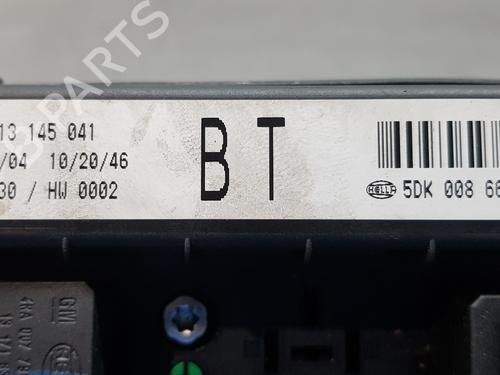 Fuse box OPEL ASTRA H (A04) | BP30880097E1