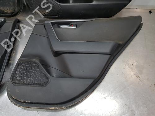 Sæde sæt TOYOTA RAV 4 V (_A5_, _H5_) 2.5 Hybrid AWD (AXAH54, AXAL54) | BP29879076C78
