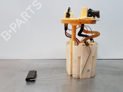 Used Fuel pump MERCEDES-BENZ SPRINTER 3,5-t Van (B907, B910) 311 CDI (910.631, 910.633) (114 hp) 27870154