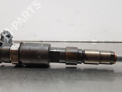 Injector PEUGEOT 308 SW II (LC_, LJ_, LR_, LX_, L4_) 1.6 BlueHDi 120 (120 hp) 12121910