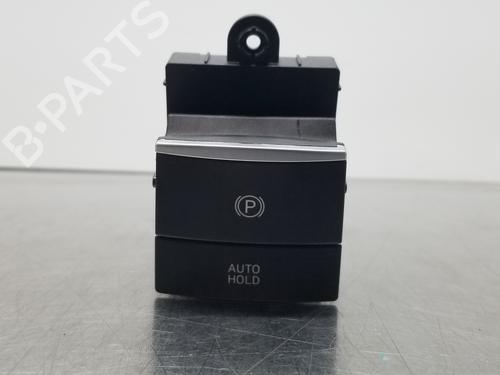 Used Electric handbrake HYUNDAI TUCSON (NX4E, NX4A) 1.6 CRDi Hybrid 48V (136 hp) 20848277