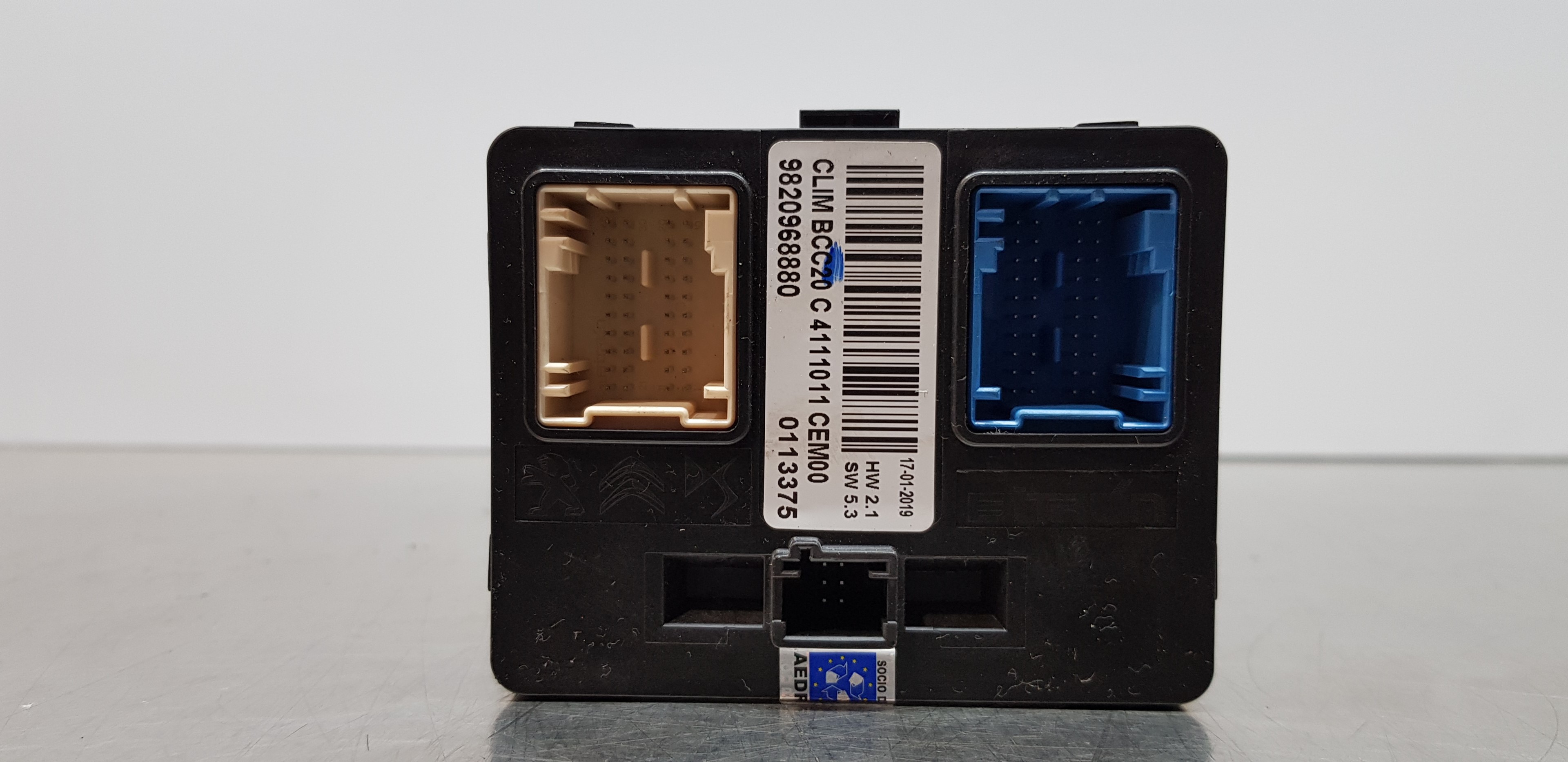 Control unit PEUGEOT 3008 SUV (MC_, MR_, MJ_, M4_) 1.2 THP 