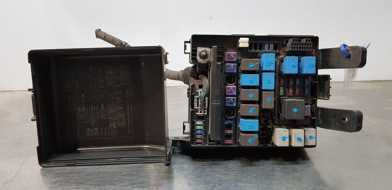 Fuse box KIA SPORTAGE III (SL) 1.7 CRDi 8133785 BParts