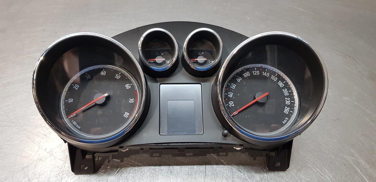 Instrument cluster OPEL ZAFIRA TOURER C (P12) 1.4 LPG (75) 9721114 BParts