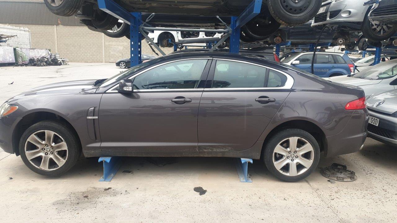 Glove box JAGUAR XF (X250) 2.7 D BParts