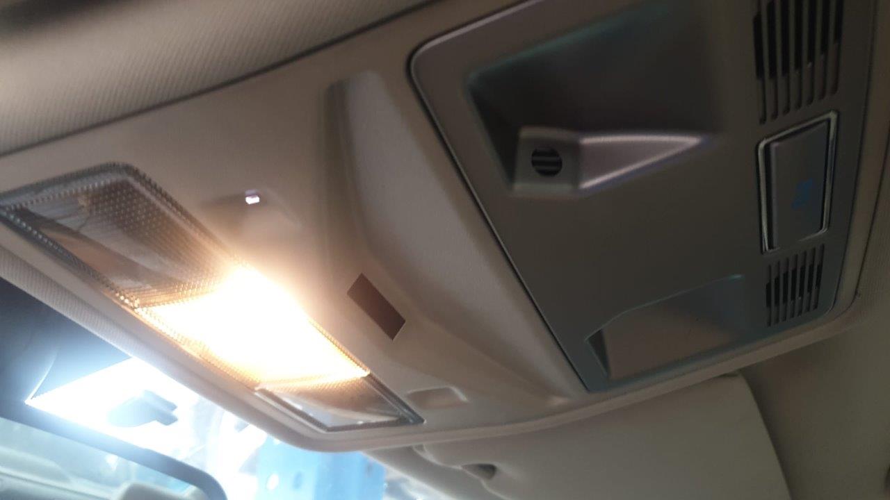 Glove box JAGUAR XF (X250) 2.7 D BParts