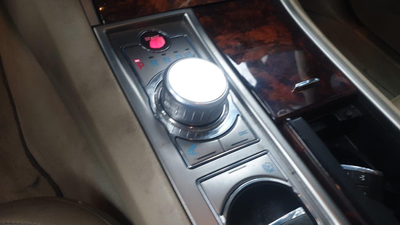 Glove box JAGUAR XF (X250) 2.7 D BParts