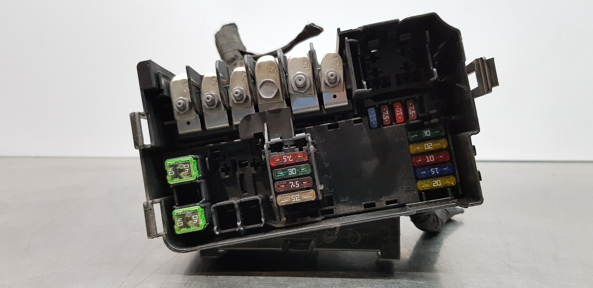 Fuse box SKODA FABIA III (NJ3) 1.0 TSI 12470473 BParts