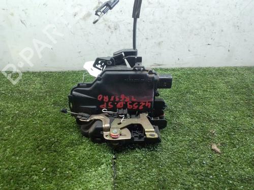 Used Rear right lock VW GOLF IV Variant (1J5) 1.9 TDI (101 hp) 8598159